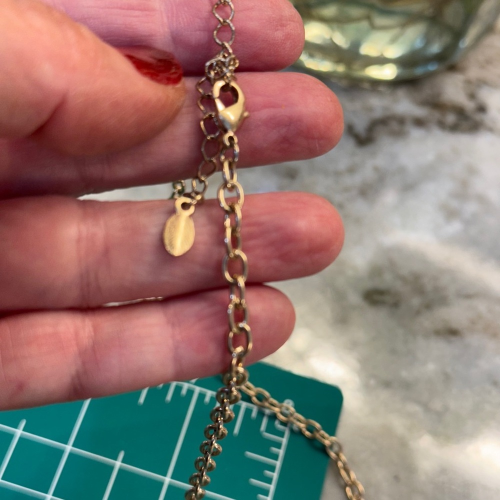 Stunning Statement Necklace Gold tone - Picture 4 of 6